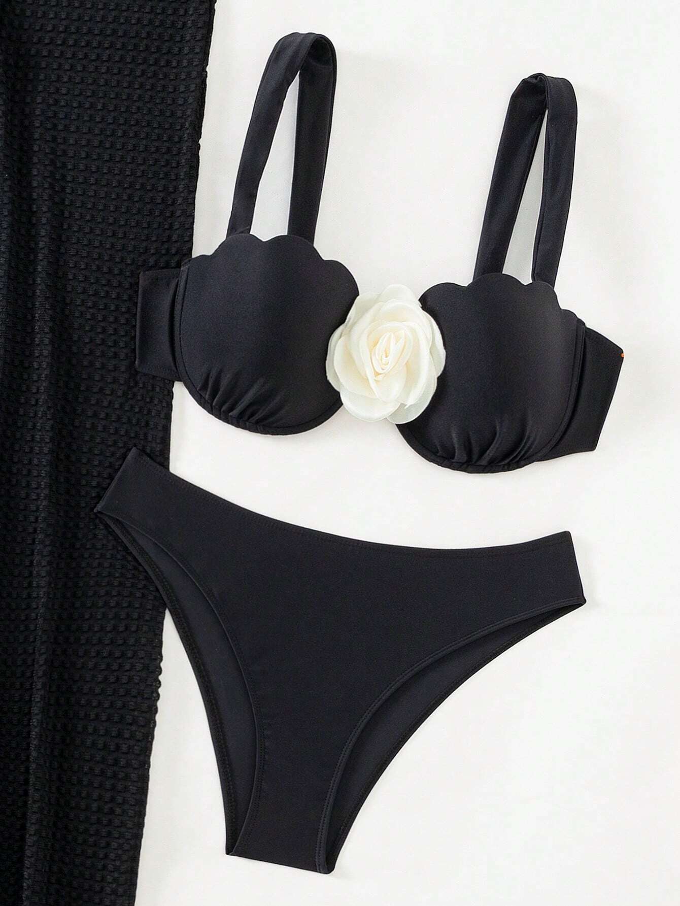 Biquíni 3 Peças Zafirabeach Preto com Saia